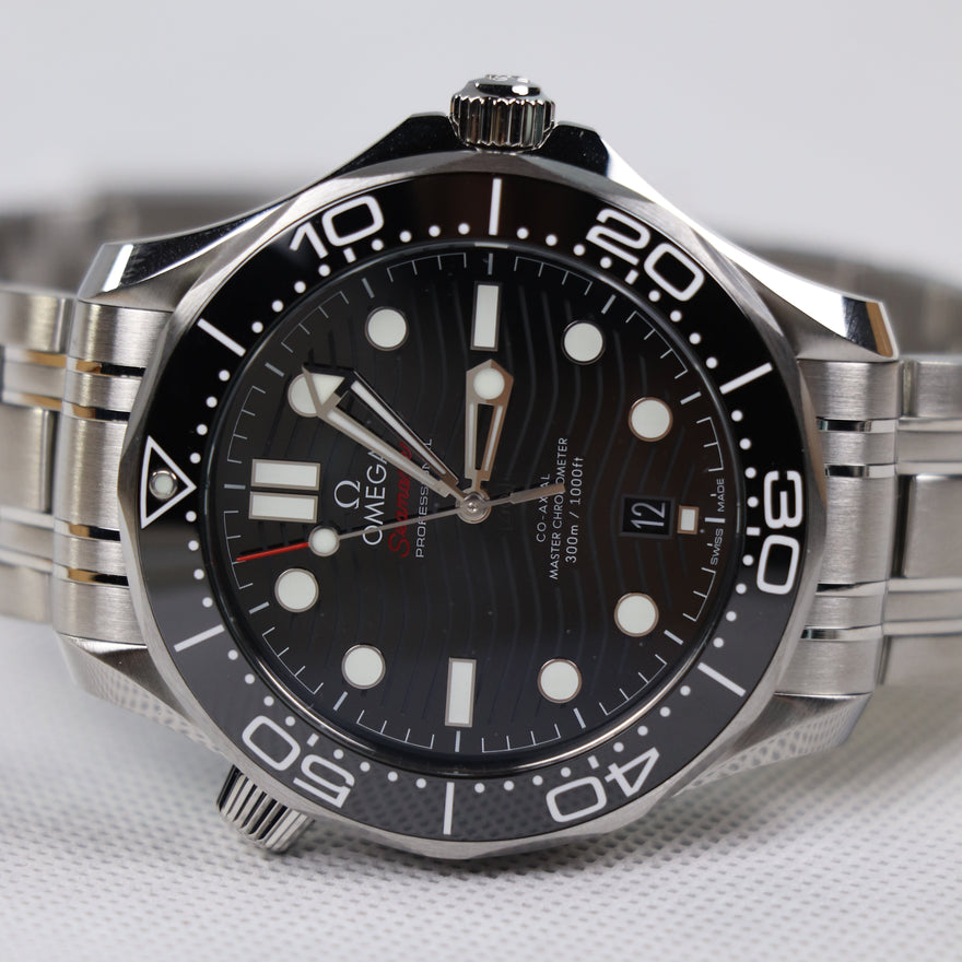 Omega Seamaster Diver 300 M Czarny 42 mm Stal 210.30.42.20.01.001