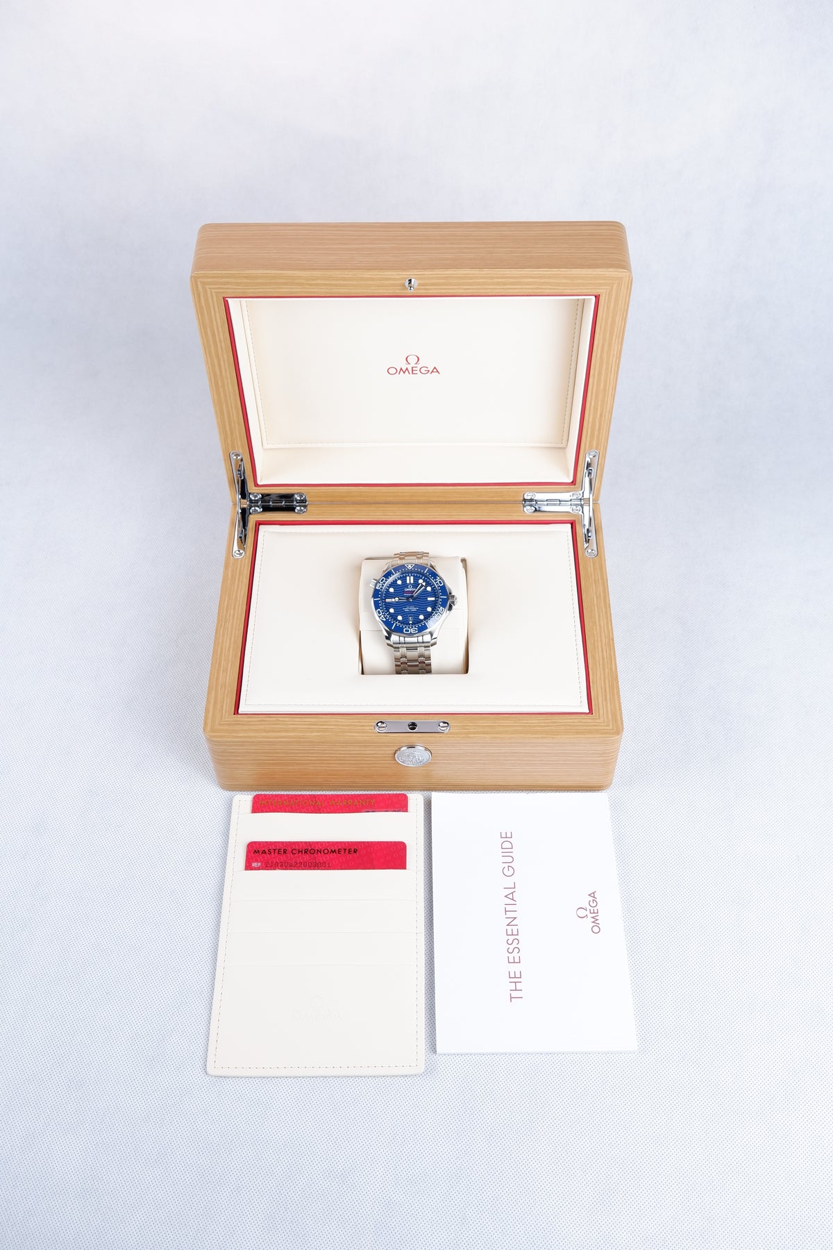 Omega Seamaster Diver 300 M Niebieski 42 mm Stal 210.30.42.20.03.001