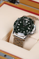 Omega Seamaster Diver 300 M Zielony 42 mm Stal 210.30.42.20.10.001