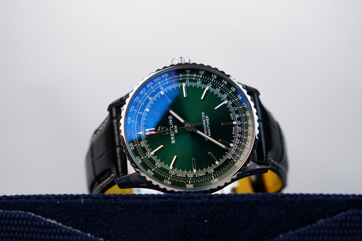 Breitling Navitimer Zielony 41 mm Stal A17329371L1P1