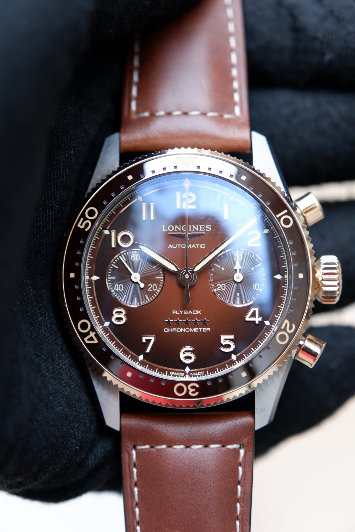 Longines Spirit Flyback Brązowy 42 mm Złoto/Stal L3.821.5.59.2