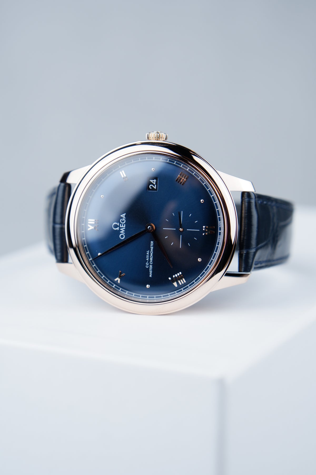Omega De Ville Prestige Niebieski 41 mm Zloto rozowe 434.53.41.20.03.001