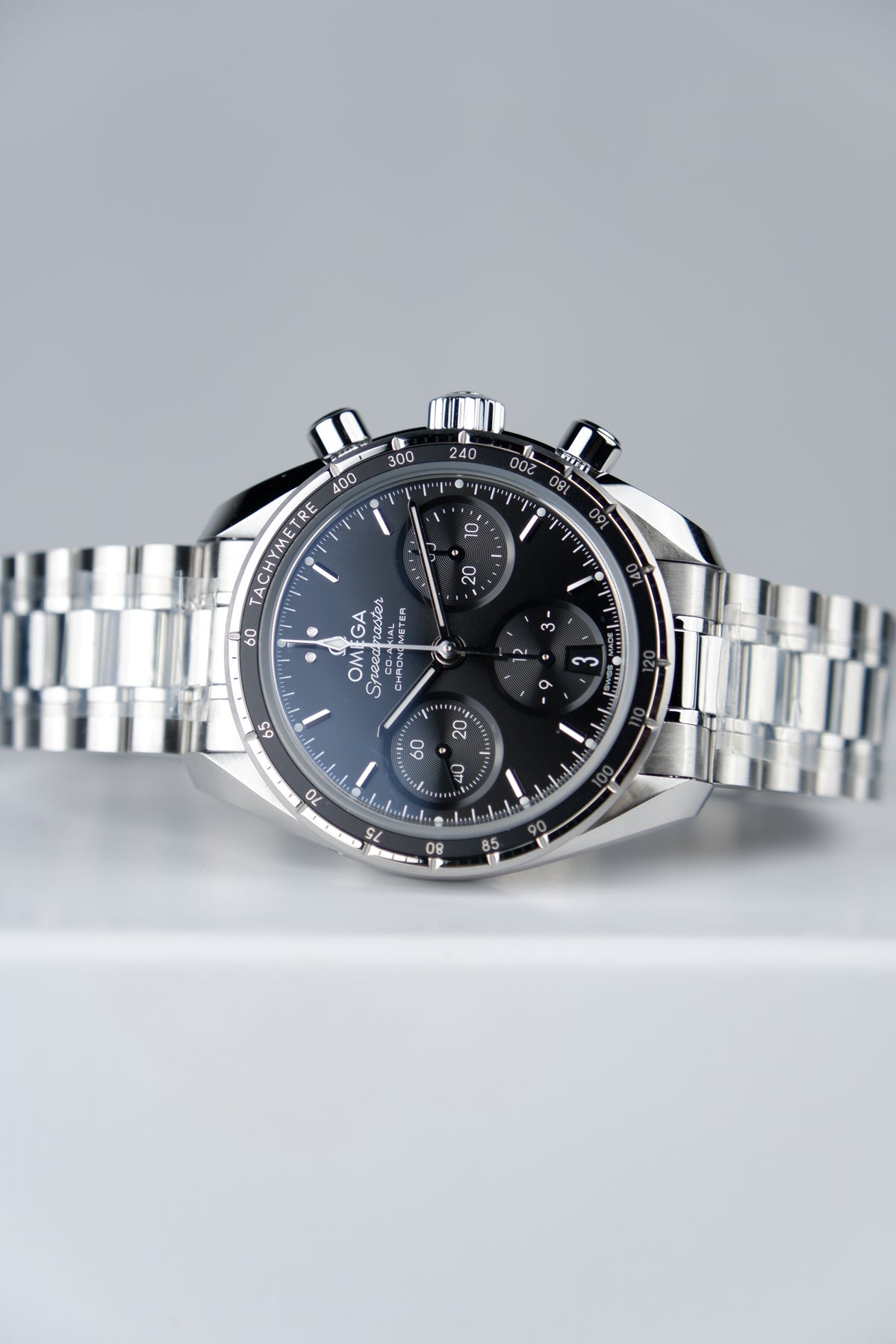 Omega Speedmaster Czarny 38 mm Stal 324.30.38.50.01.001