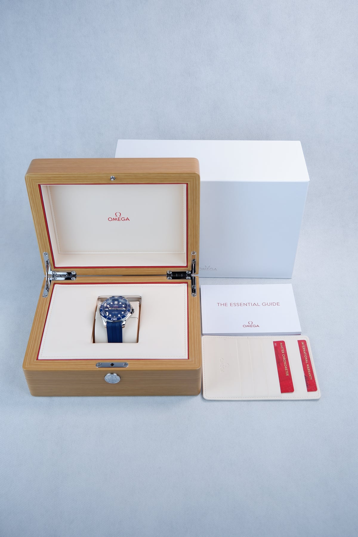 Omega Seamaster Diver 300 M Niebieski 42 mm Stal 210.32.42.20.03.001