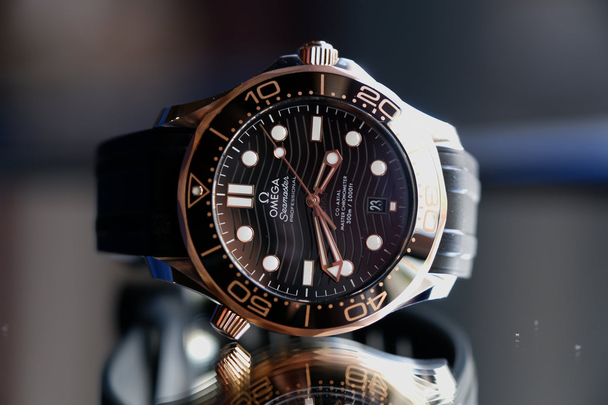 Omega Seamaster Diver 300 M Czarny 42 mm Zloto/Stal 210.22.42.20.01.002