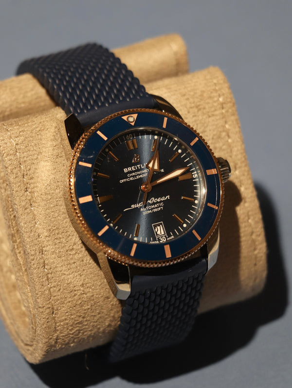 Breitling Superocean Heritage II Niebieski 42mm zloto/Stal