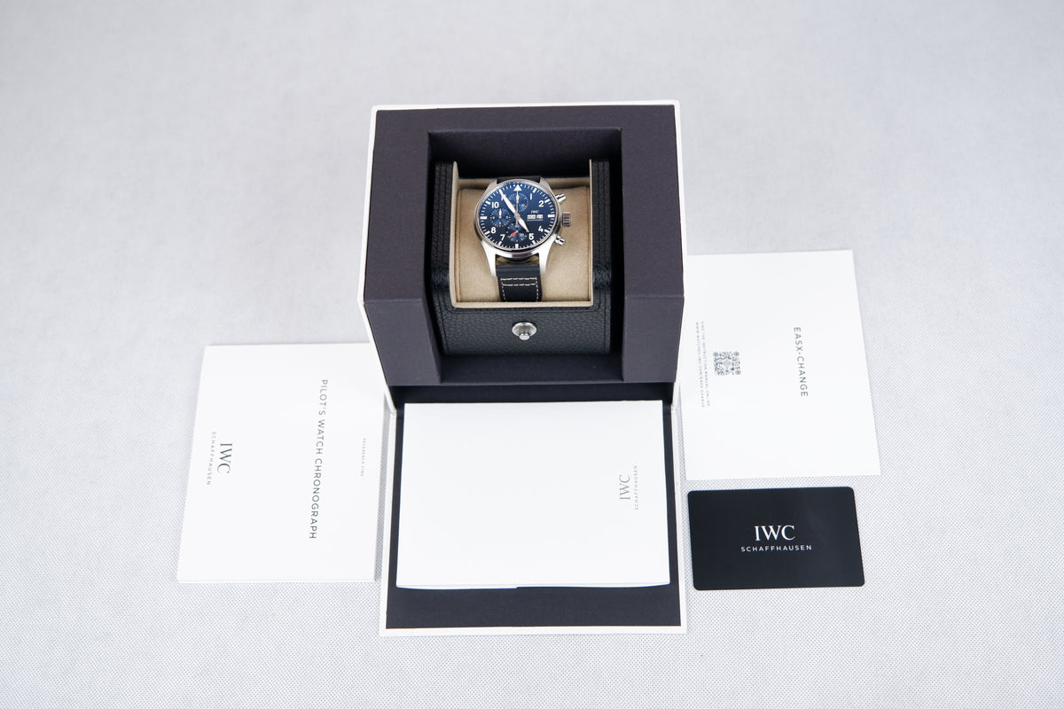 IWC Pilots Watch Chronograph 43mm Niebieski Stal IW378003