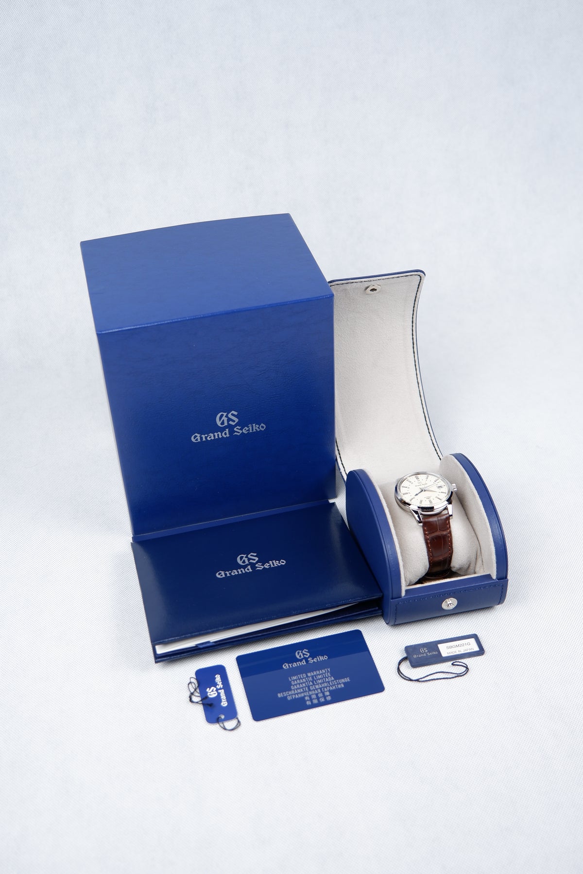 Grand Seiko Elegance Collection Szampański 39.5 mm Stal SBGM221