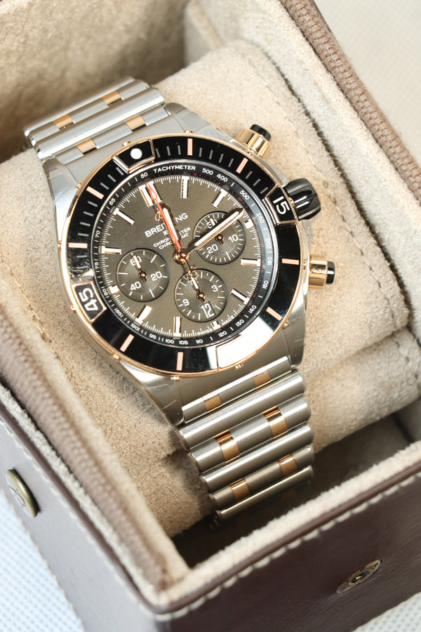 Breitling Super Chronomat B01 44mm